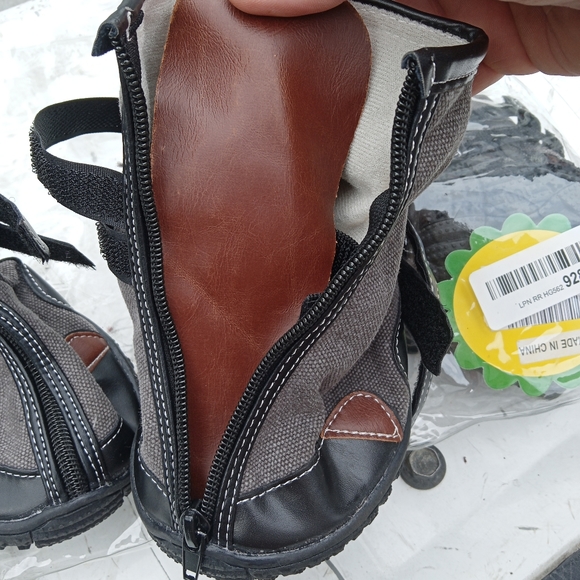 Doggie boots! For large dogs new - Picture 4 of 7